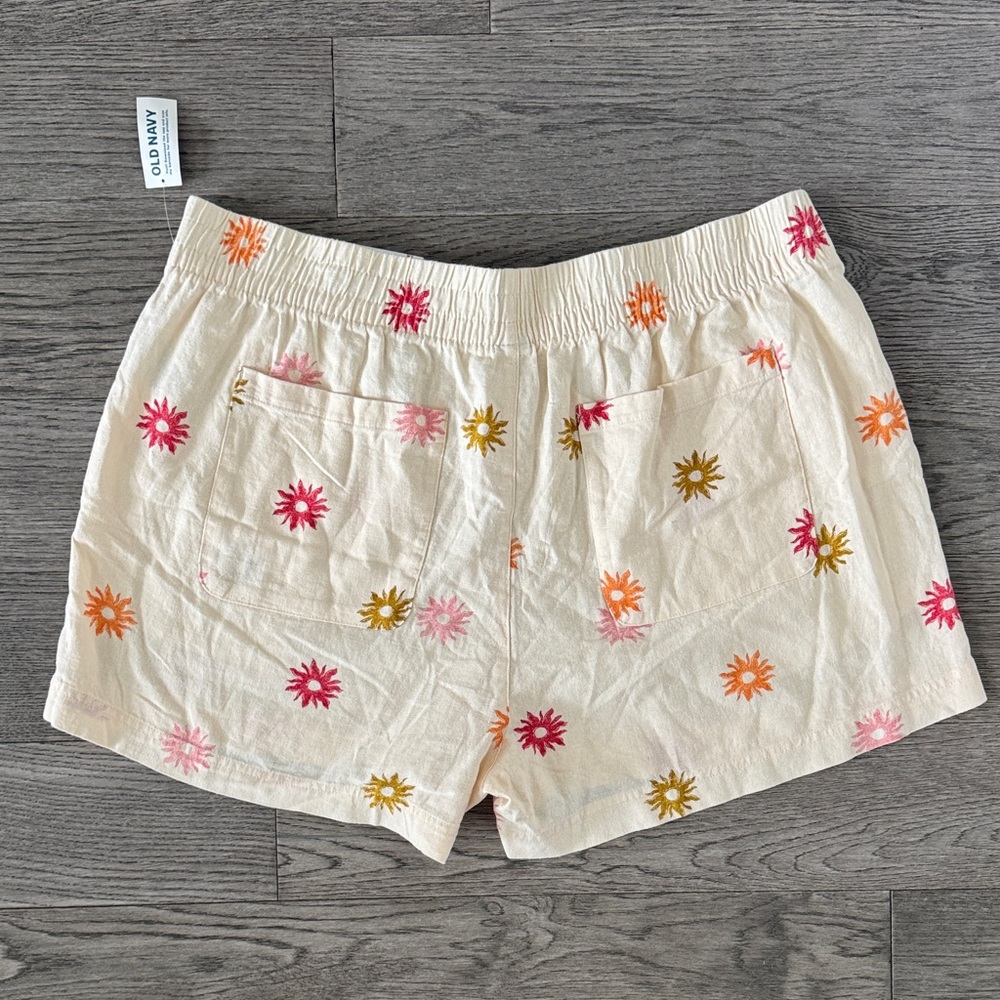 🌼OLD NAVY🌼 NWT Peachy Cream Floral Linen Shirt and Shorts Set, Size XL - Picture 10 of 13